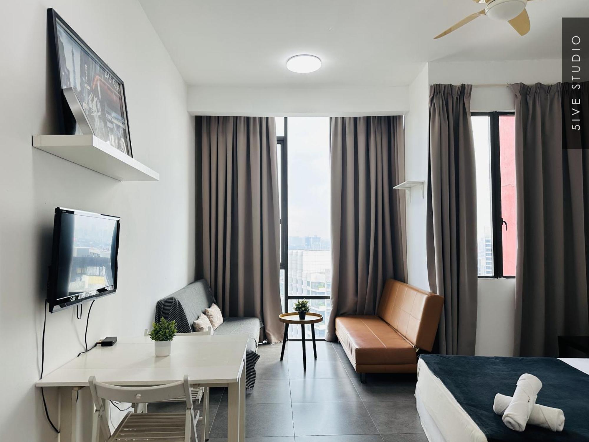 Five Studio - Empire Damansara Petaling Jaya Exterior foto